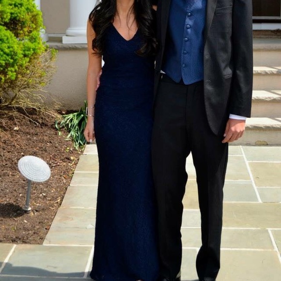 Alice & olivia navy lace gown size 0 - Picture 2 of 4